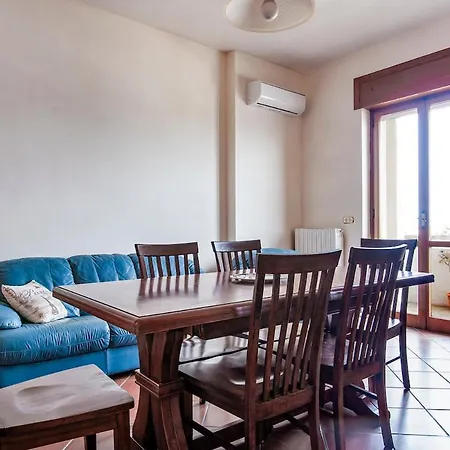 Appartamento Zona Salesiani アパート *